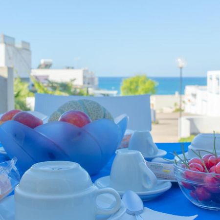 טורה ואדו Spiaggia Bianca Apartments מראה חיצוני תמונה